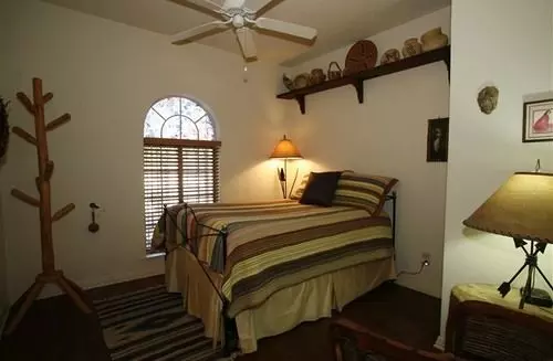 ベッドアンドブレックファースト Sam Hughes Inn