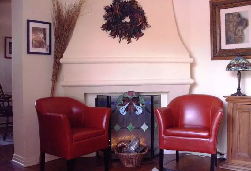 ベッドアンドブレックファースト Sam Hughes Inn