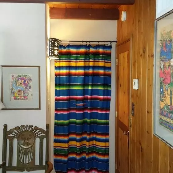 ベッドアンドブレックファースト Sam Hughes Inn