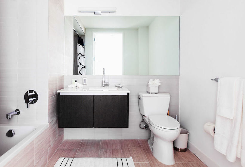 Sky City Apartments Waterfront North