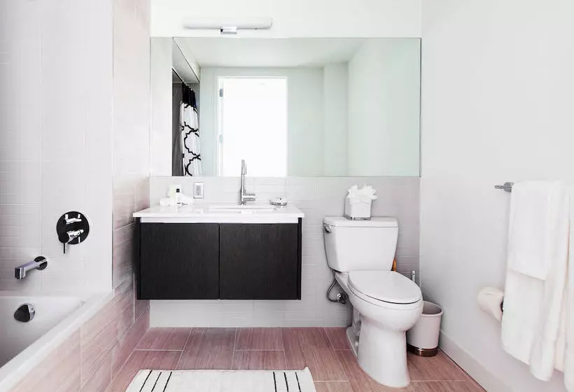 Sky City Apartments Waterfront North