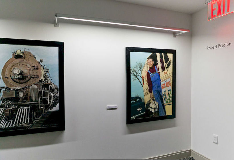 Sky City Apartments Waterfront North