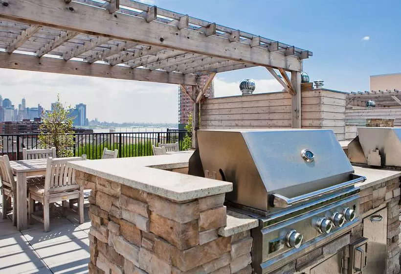 Sky City Apartments Waterfront North