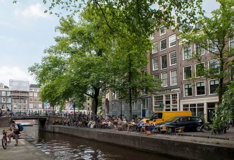 Urban Apartments de Laurier