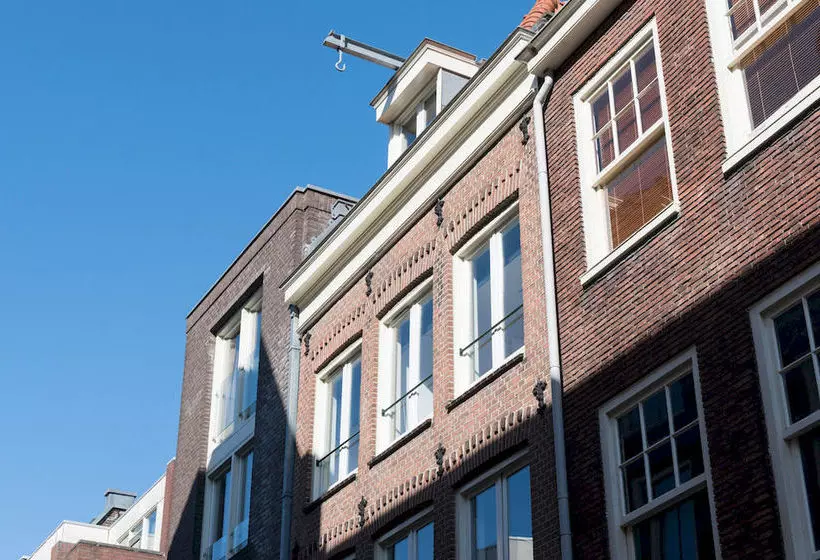 Urban Apartments de Laurier