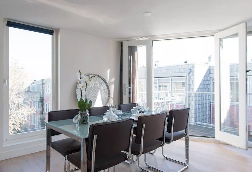 Urban Apartments de Laurier