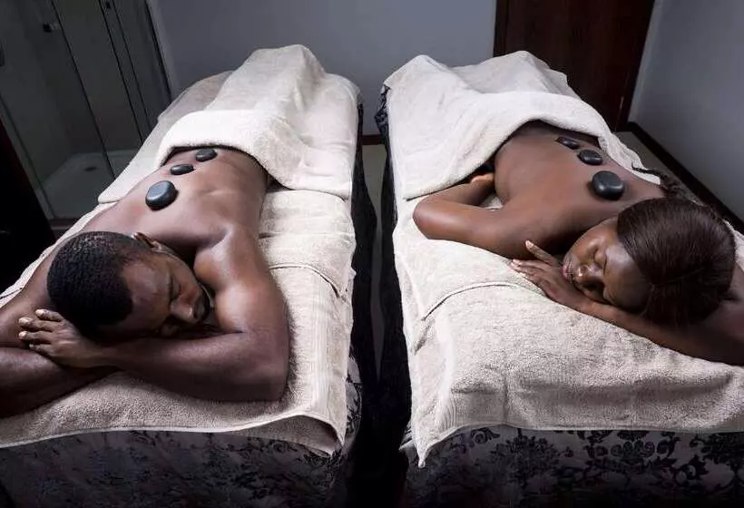 Fiesta Residences Boutique Hotel And Serviced Apartments