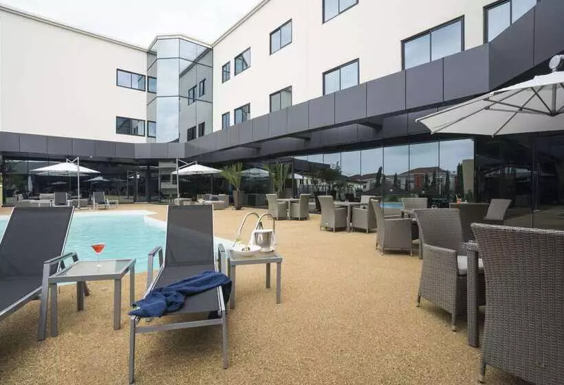 Fiesta Residences Boutique Hotel And Serviced Apartments