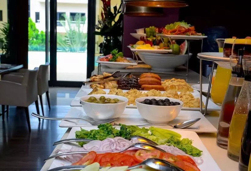 Fiesta Residences Boutique Hotel And Serviced Apartments