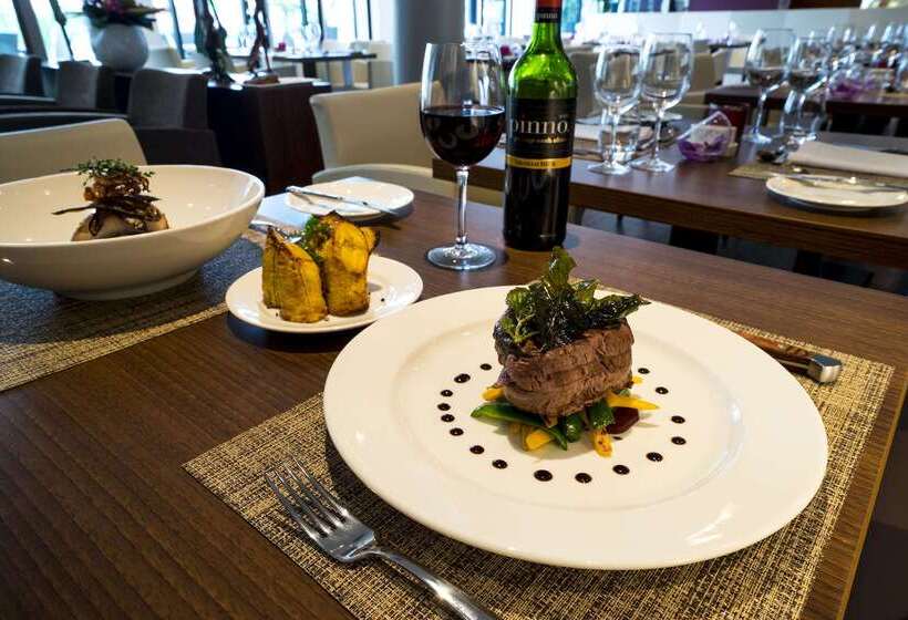 Fiesta Residences Boutique Hotel And Serviced Apartments