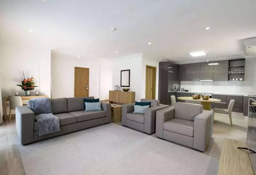 Fiesta Residences Boutique Hotel And Serviced Apartments