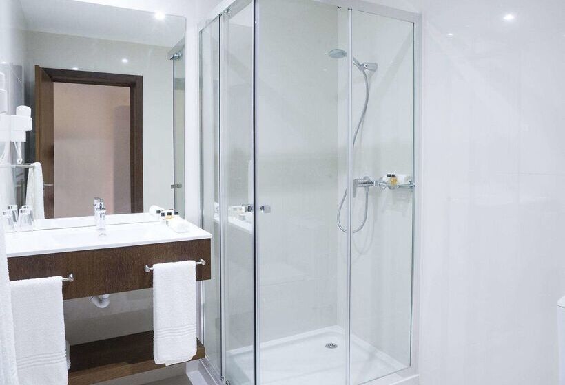 Fiesta Residences Boutique Hotel And Serviced Apartments