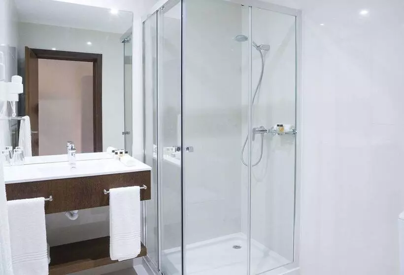 Fiesta Residences Boutique Hotel And Serviced Apartments