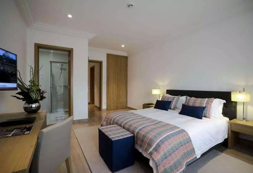 Fiesta Residences Boutique Hotel And Serviced Apartments