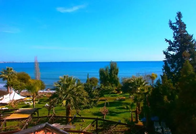 فندق Andreas & Melanie Beach