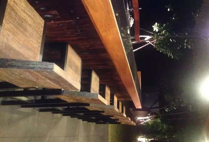 ホテル Avatar Railay