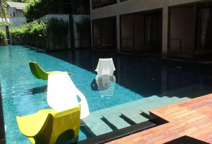 ホテル Avatar Railay