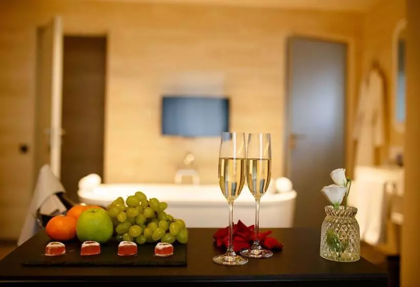 Berds Chisinau Mgallery Hotel Collection