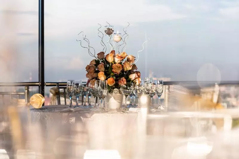 هتل Black Tower Premium