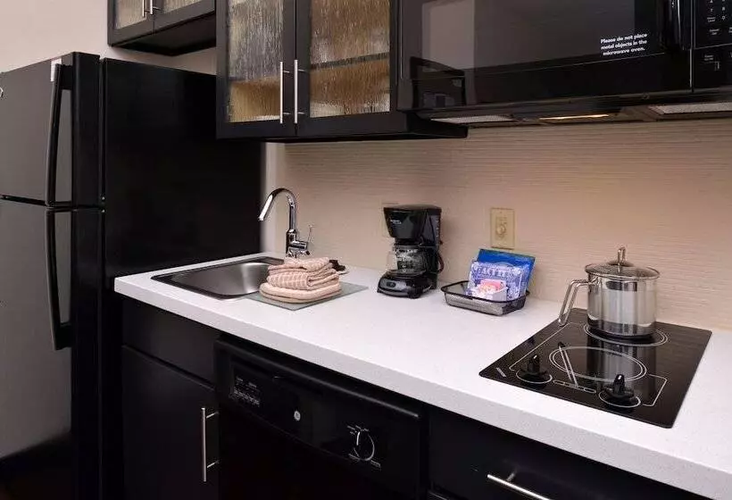 בית מלון כפרי Candlewood Suites Morgantown Univ West Virginia, An Ihg