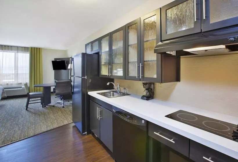 בית מלון כפרי Candlewood Suites Morgantown Univ West Virginia, An Ihg