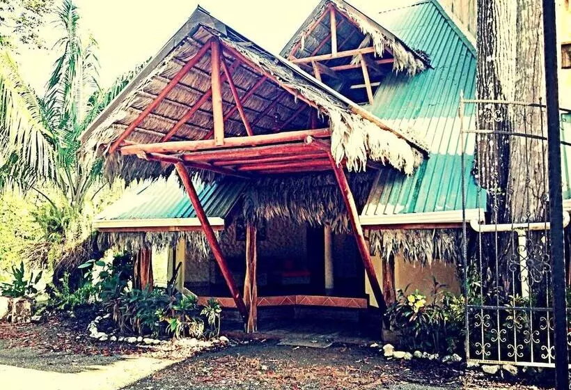 ホテル Casa Manglar Villa
