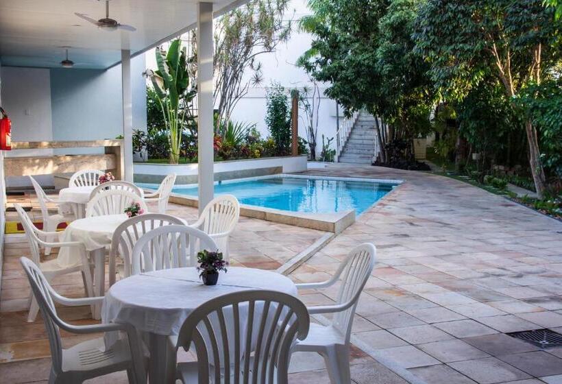 فندق Das Palmeiras