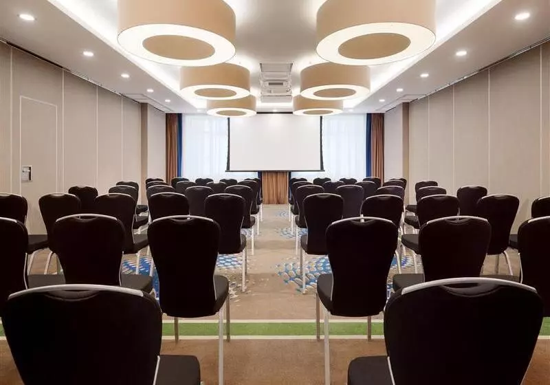 酒店 Four Points By Sheraton Kaluga