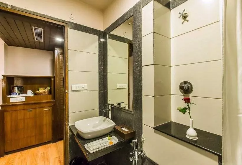 Hotelli Golden Manor By Brand My