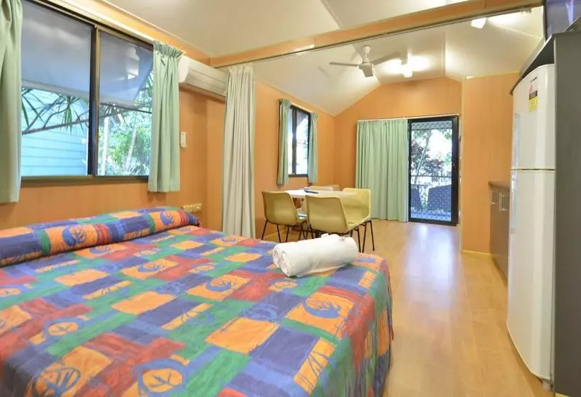 호텔 Mission Beach Hideaway Holiday Village