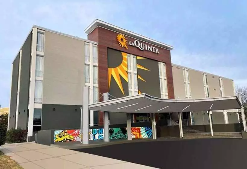 ホテル La Quinta Inn & Suites By Wyndham Tulsa Downtown   Route 66