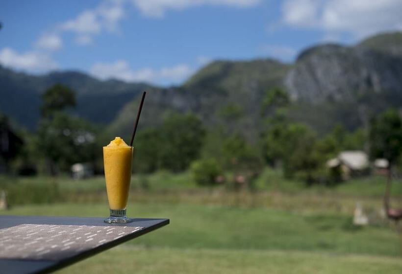 فندق Lala Mukha Tented Resort Khao Yai