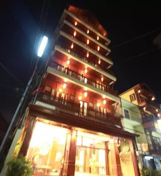 בית מלון כפרי Manorom Boutique