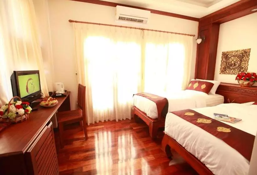 בית מלון כפרי Manorom Boutique