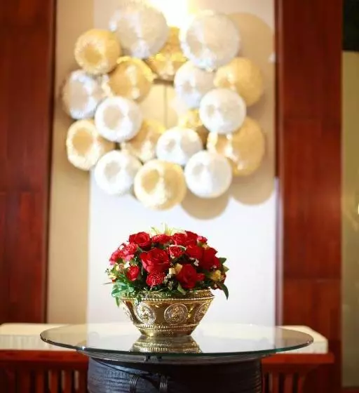 בית מלון כפרי Manorom Boutique