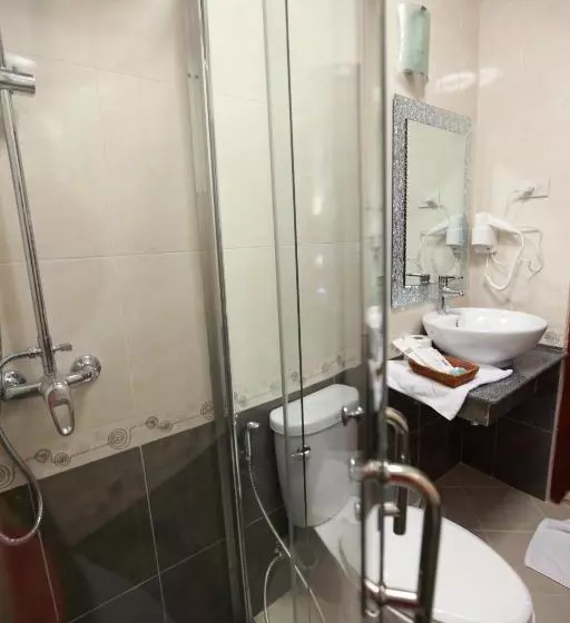 בית מלון כפרי Manorom Boutique