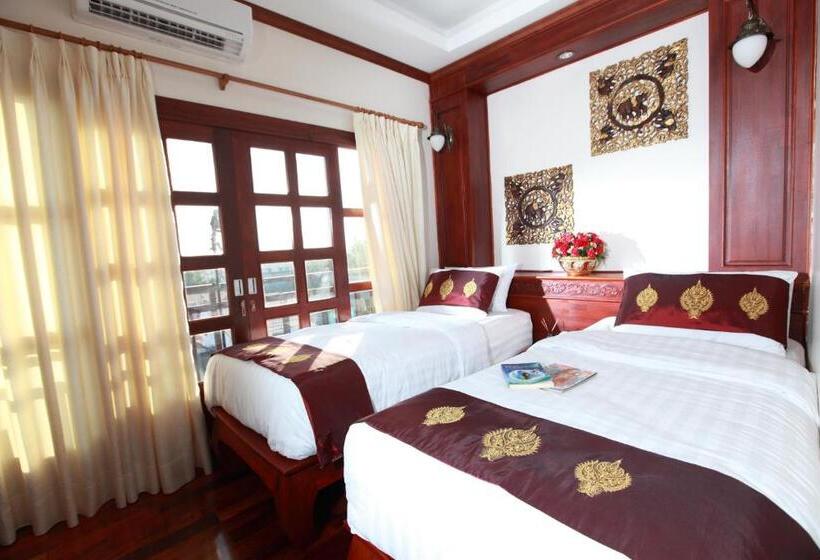 בית מלון כפרי Manorom Boutique