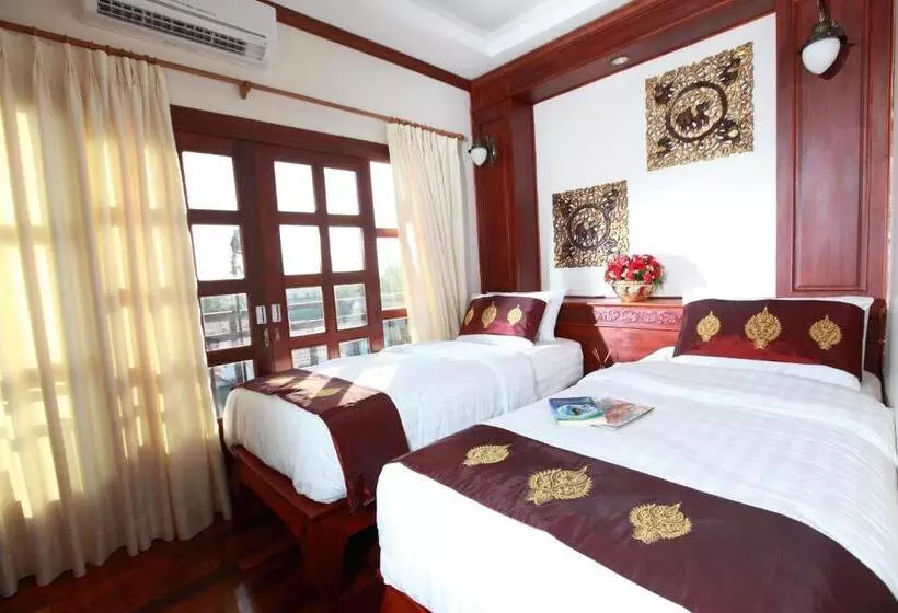 בית מלון כפרי Manorom Boutique