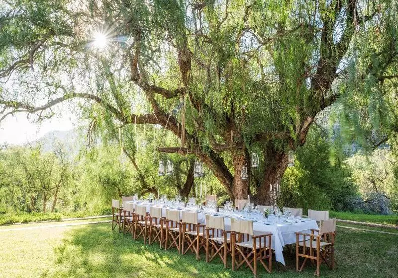 فندق Mount Camdeboo Game Reserve