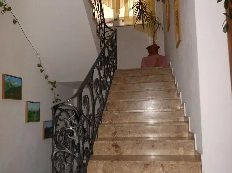 Отель Pension St.leonhard