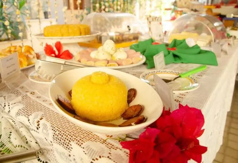 Otel Pousada Das Oliveiras