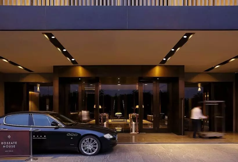 ホテル Roseate House New Delhi