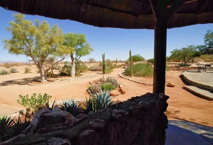 هتل Solitaire Desert Farm