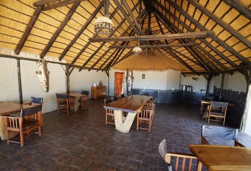 هتل Solitaire Desert Farm