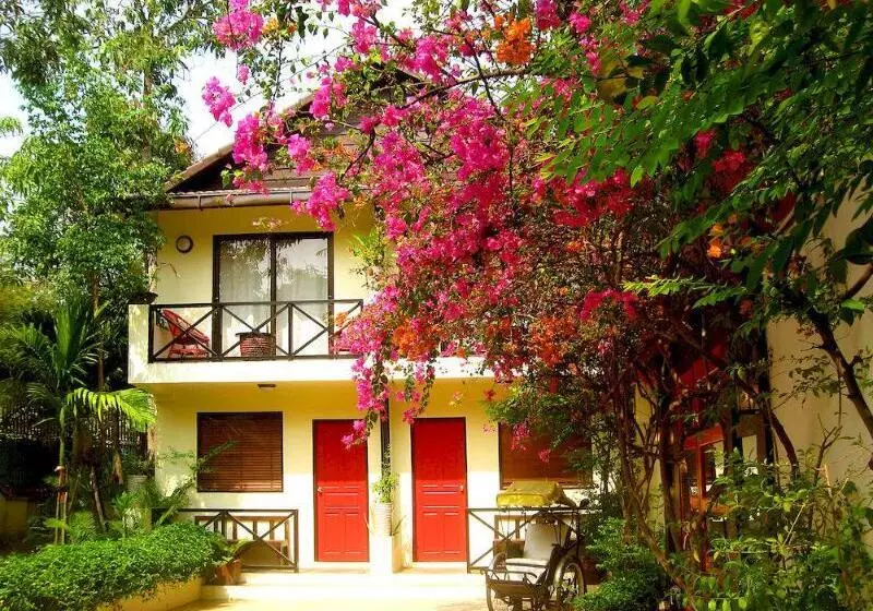 ホテル The Cockatoo Nature Resort & Spa