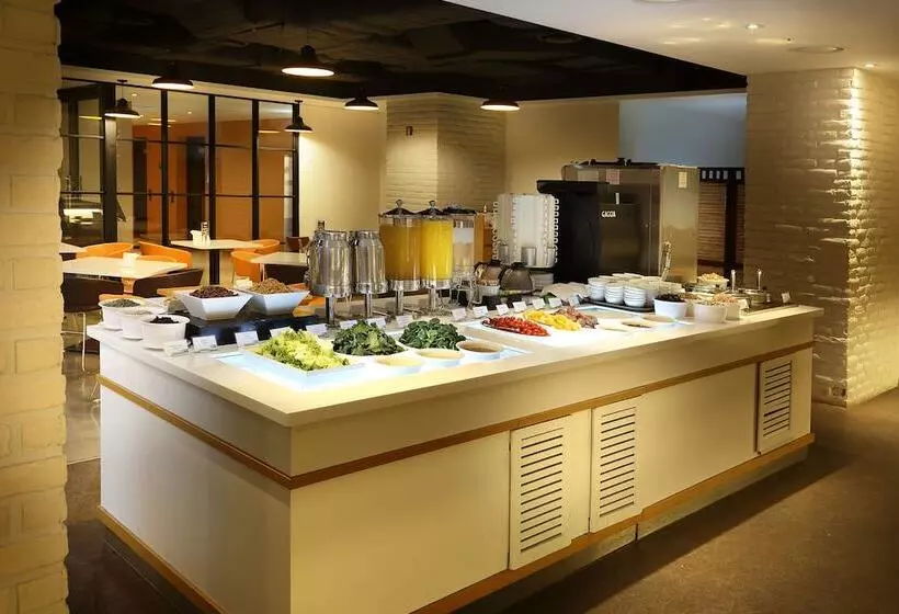 Hotelli Travelodge Myeongdong Euljiro