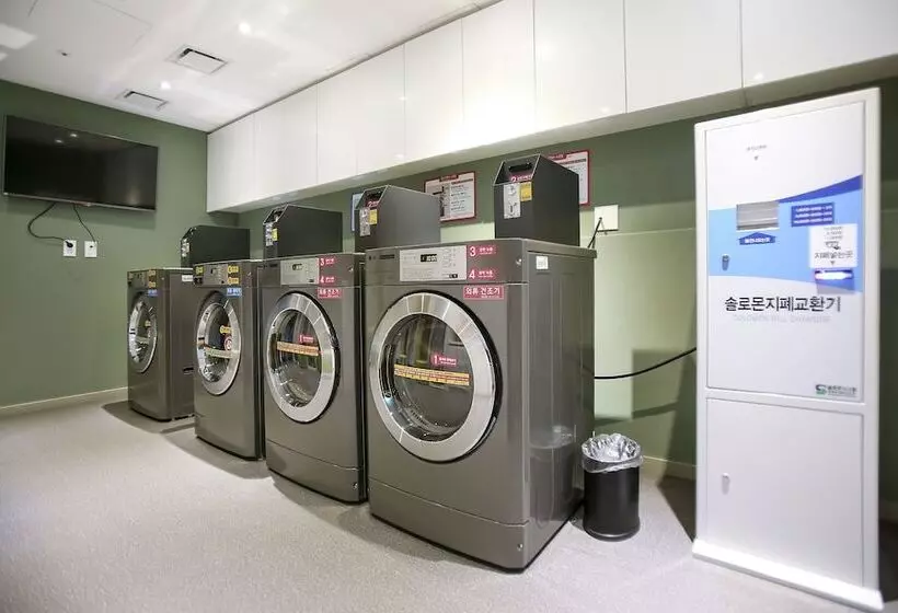 Hotelli Travelodge Myeongdong Euljiro
