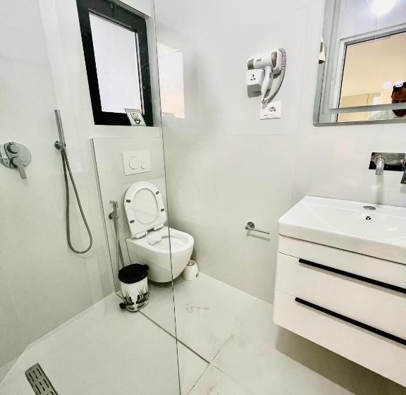 هتل Vip Bujari Ksamil