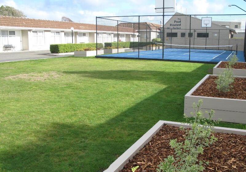 מוטל Barclay Motor Inn