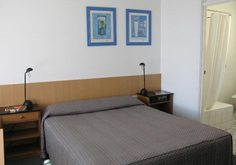 מוטל Barclay Motor Inn